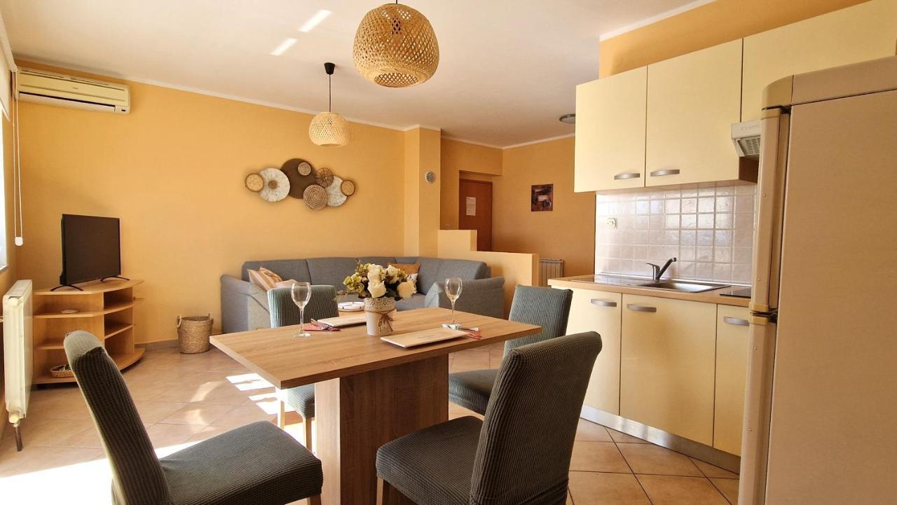 Apartment Ivan Krk Town Buitenkant foto