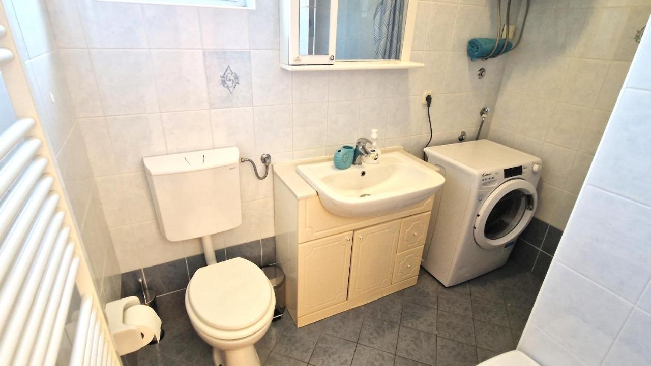 Apartment Ivan Krk Town Buitenkant foto